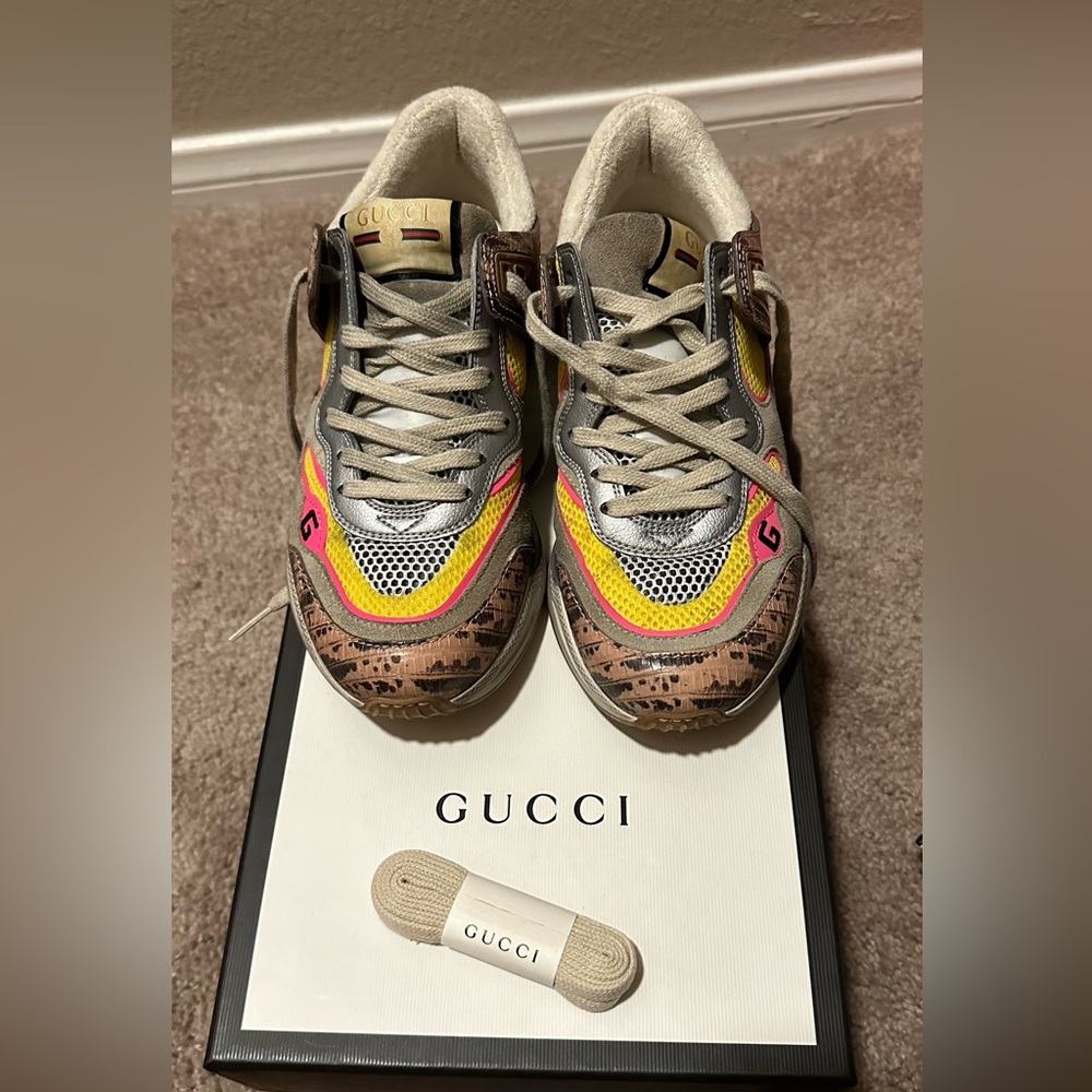 Gucci Ultrapace Sneakers 💝